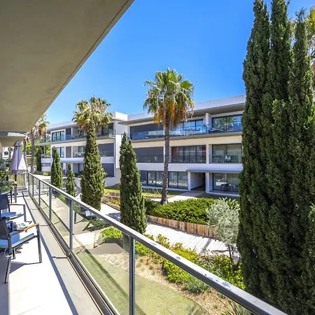 Stunning Seaside With Pool & Garden Quarteira