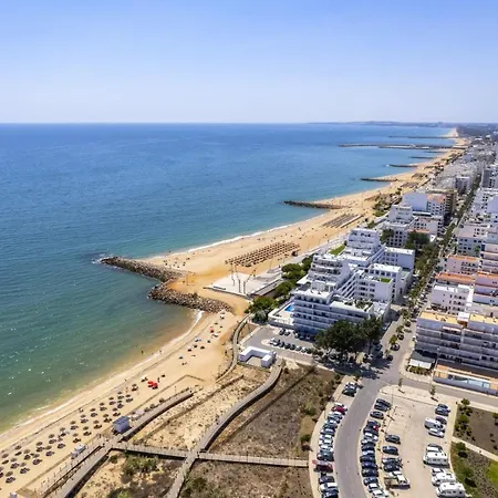 Stunning Seaside With Pool & Garden Quarteira